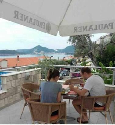 Bmv Room For 2-3 Persons Sveti Stefan Kültér fotó